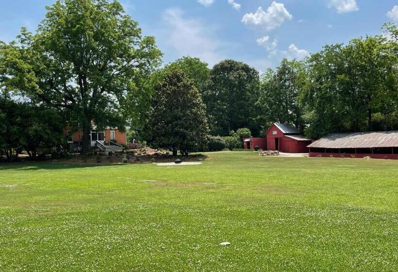 Gillen House Bed And Breakfast