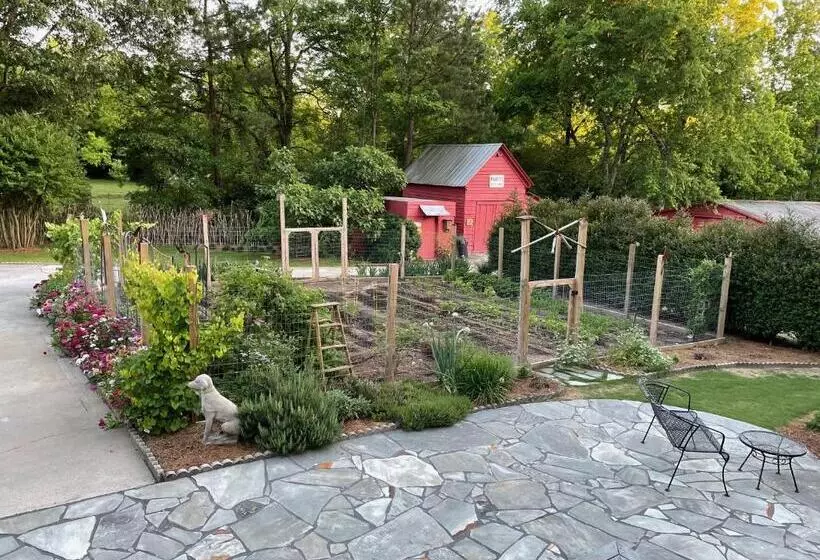 Gillen House Bed And Breakfast