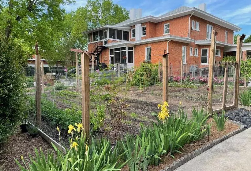 Gillen House Bed And Breakfast