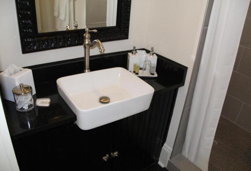 Gillen House Bed And Breakfast