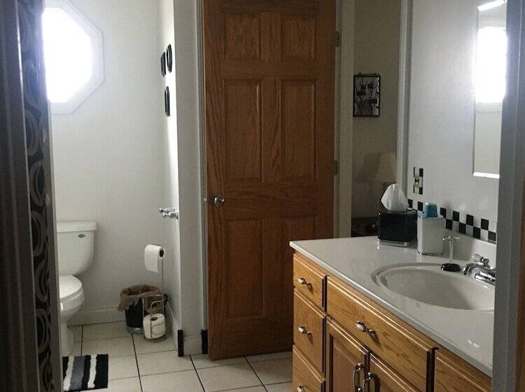 Grabers Green Gables B&b