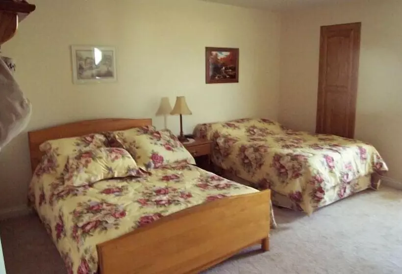 Grabers Green Gables B&b