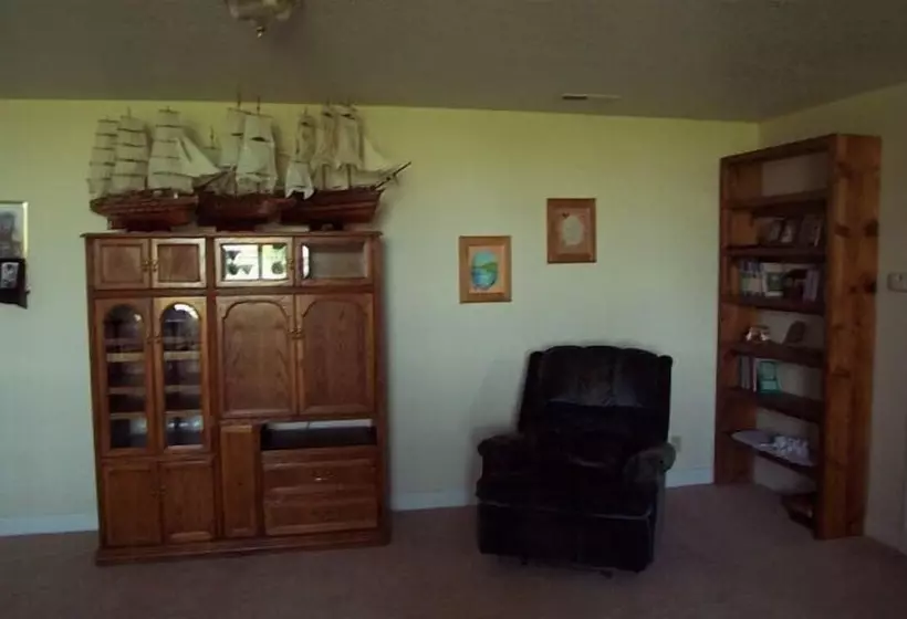 Grabers Green Gables B&b