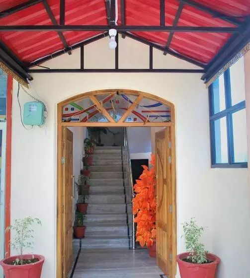 ホテル Billingvista Guest House Bir