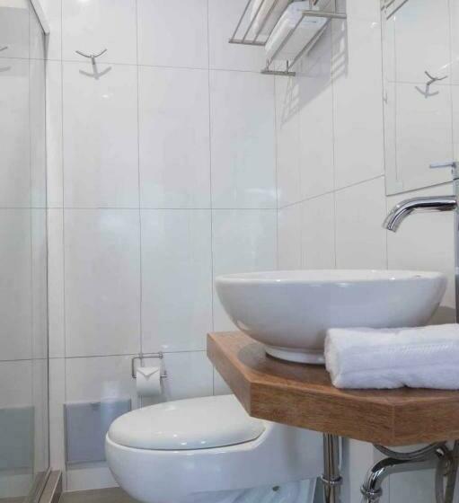 酒店 Monte Cafeto Inn