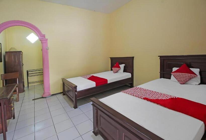 酒店 Oyo 1984  Istana Family