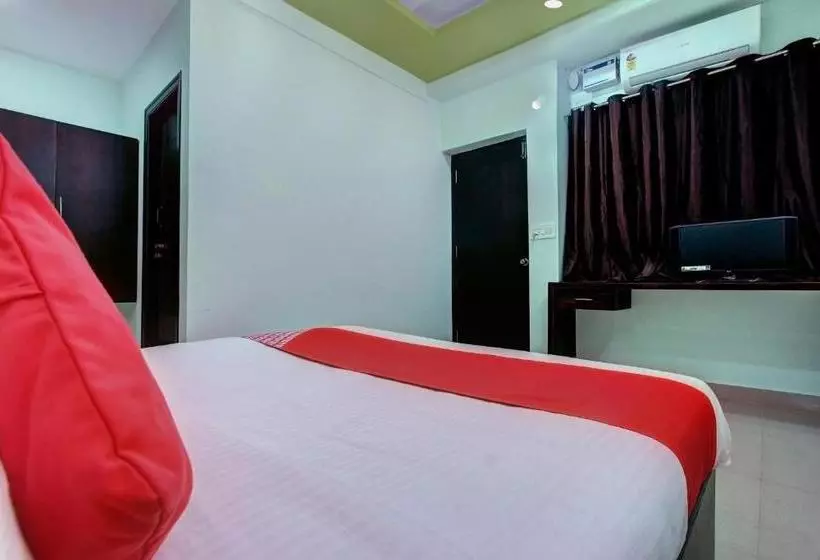 Hotelli Oyo 29743 Pushpagiri Comforts