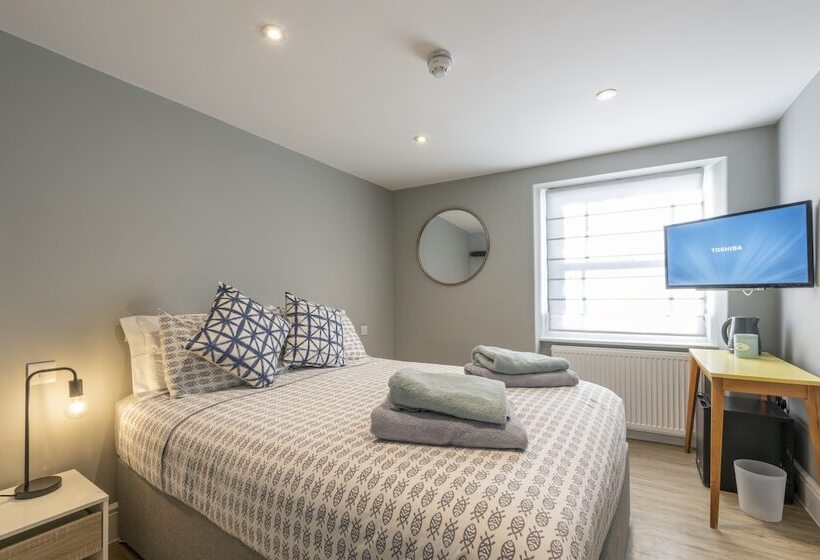 Hotel The Royal George