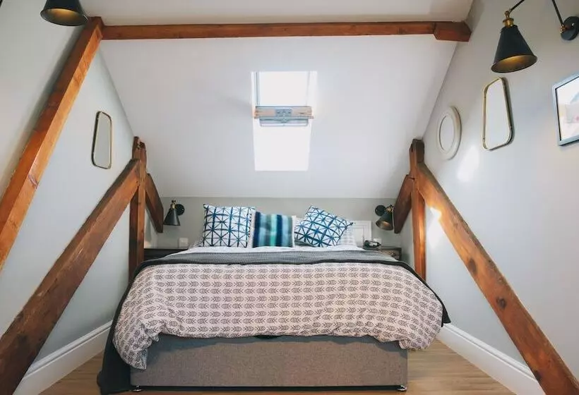 Hotel The Royal George