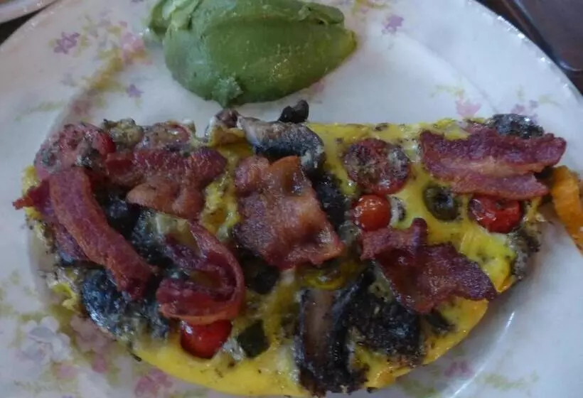 Mulberry Lavender Farm And B&b