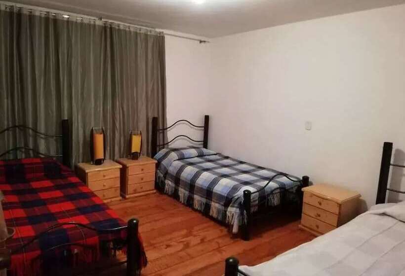 بنسيون Hostel La Abuela