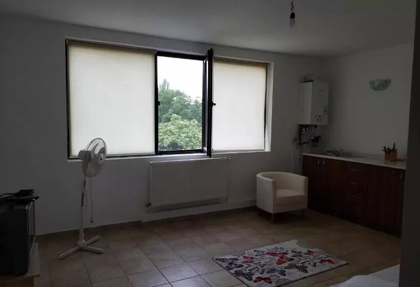 ペンション Natalia Guesthouse
