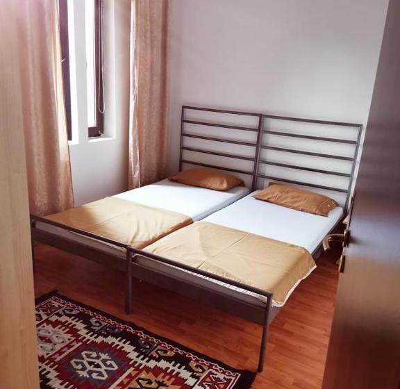 بنسيون Natalia Guesthouse