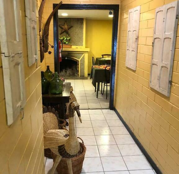 Pensión Y Residencial Aleros De Molina