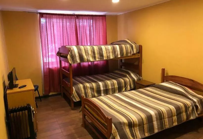 Pensión Y Residencial Aleros De Molina