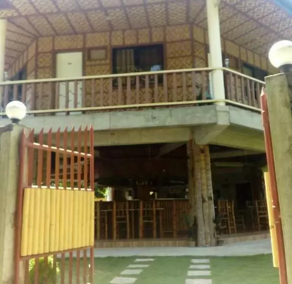 ユースホステル Greenhut Pension & Bar