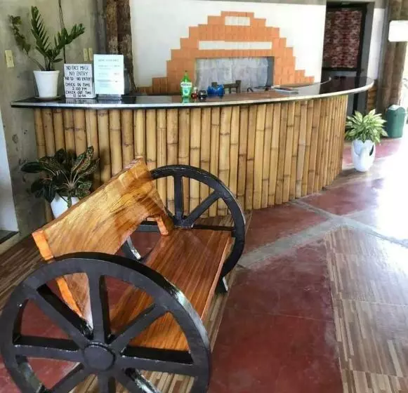 ユースホステル Greenhut Pension & Bar