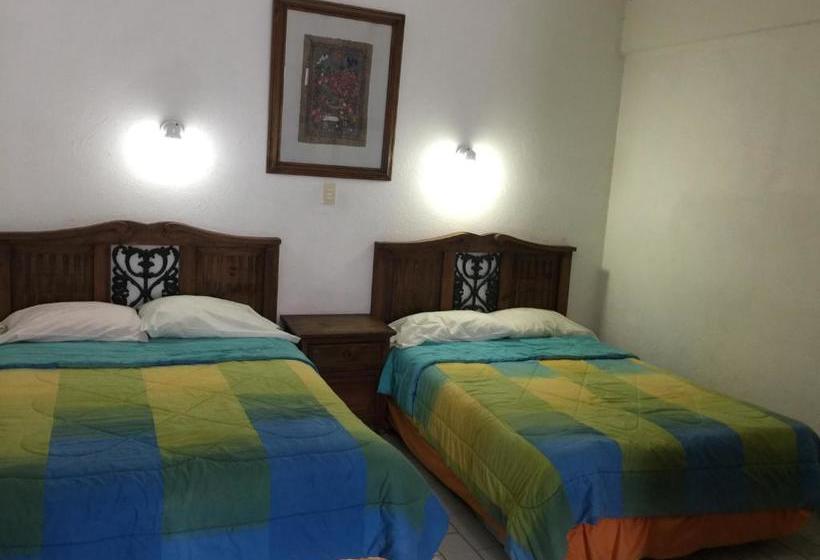 فندق صغير Posada Familiar Dalila