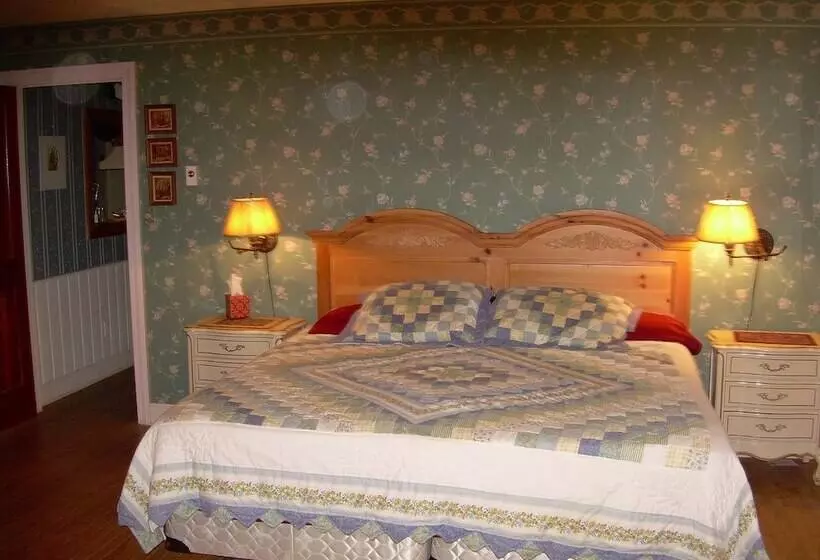 Aamiaismajoitus (B&B) Dodgeton Creek Inn