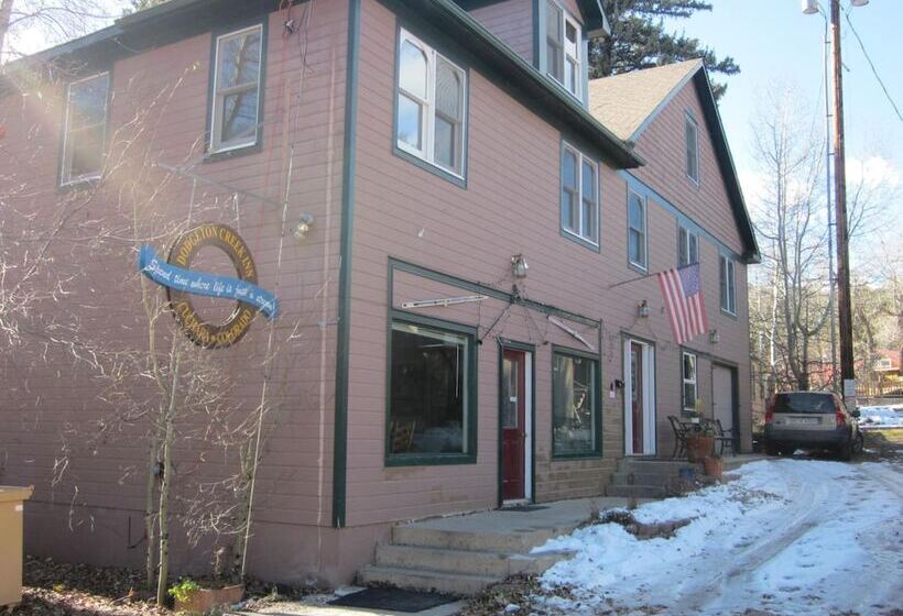 住宿加早餐 Dodgeton Creek Inn