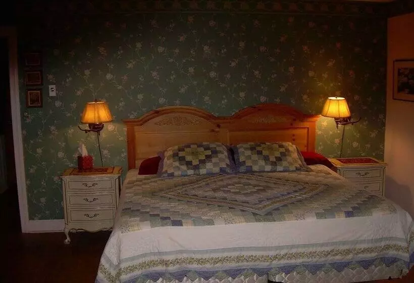 Aamiaismajoitus (B&B) Dodgeton Creek Inn