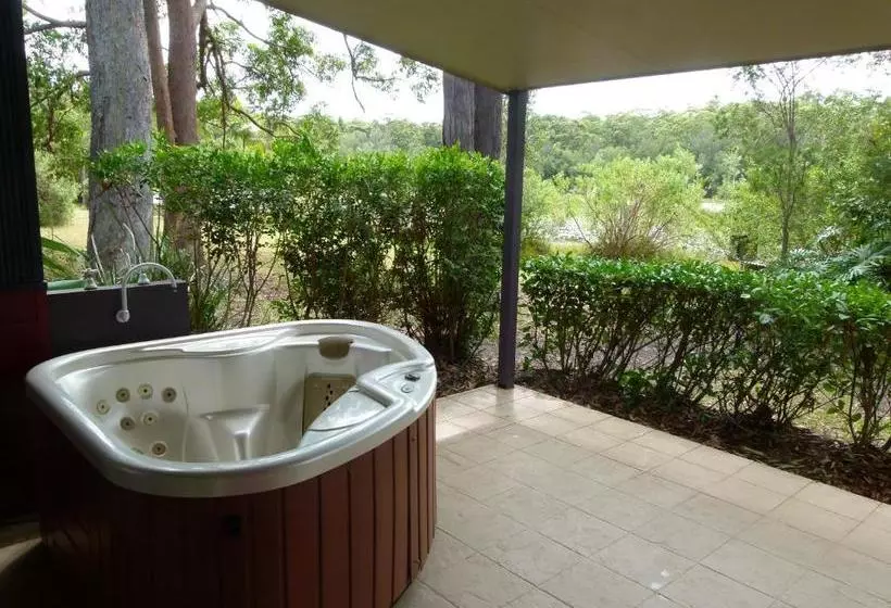 ベッドアンドブレックファースト Lake Russell Lakeside Retreat