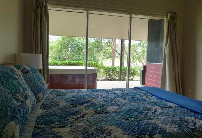 ベッドアンドブレックファースト Lake Russell Lakeside Retreat