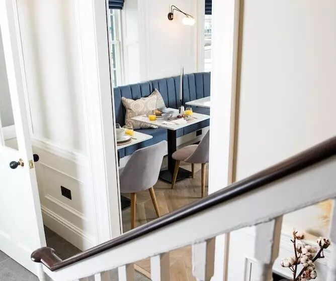 Aamiaismajoitus (B&B) One Shore Street