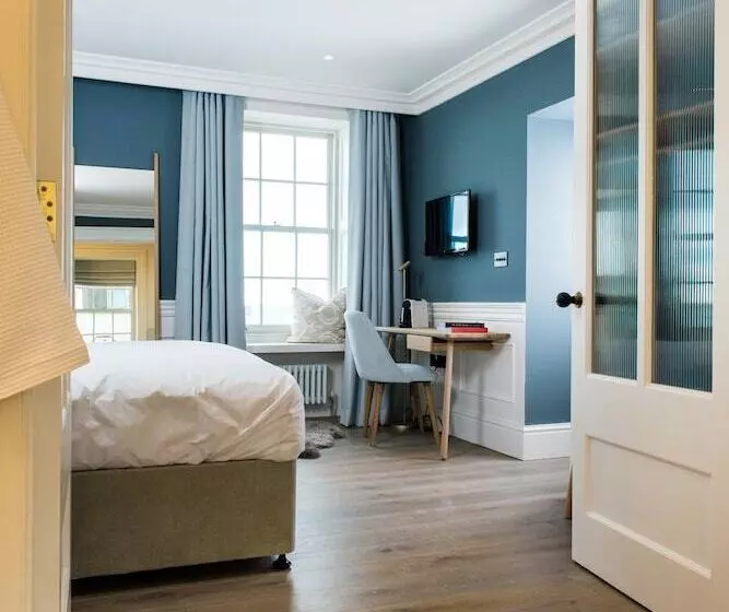 Aamiaismajoitus (B&B) One Shore Street