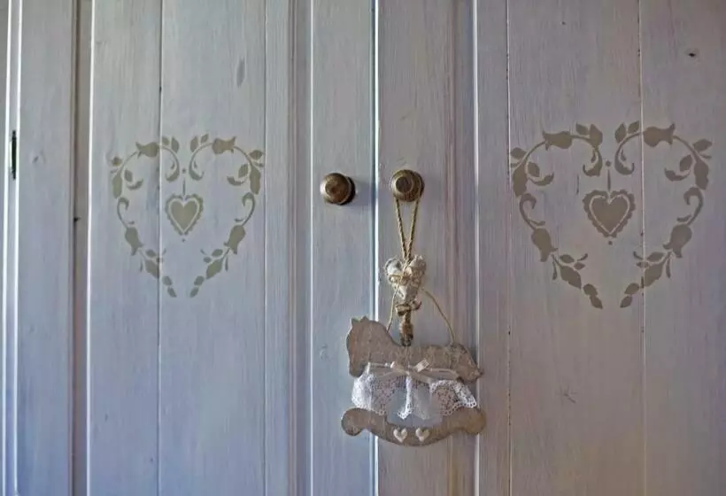 ホテル Agriturismo La Pedruscia