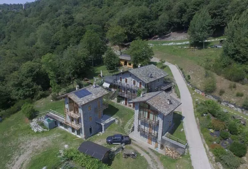 ホテル Agriturismo La Pedruscia