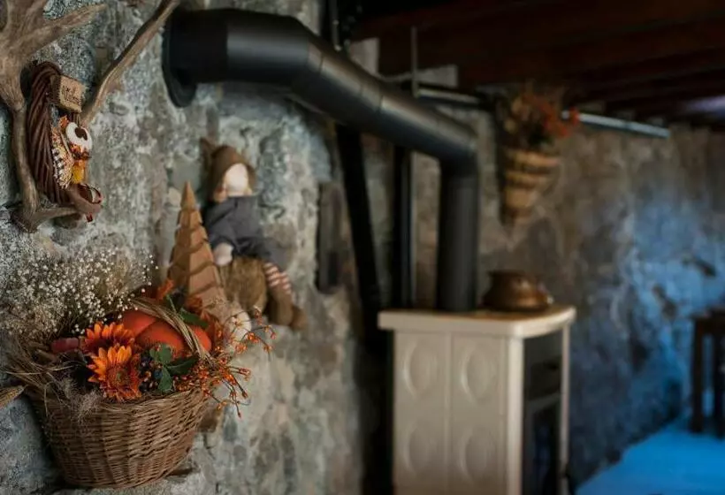 ホテル Agriturismo La Pedruscia