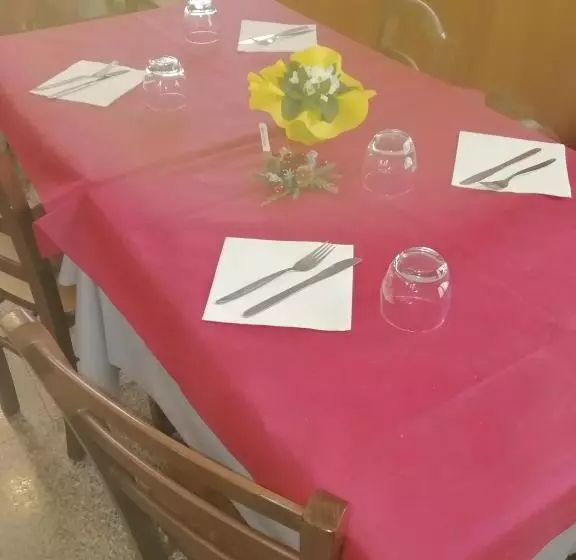 ホテル Albergo Alla Pineta