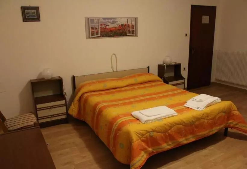 ホテル Albergo Alla Pineta