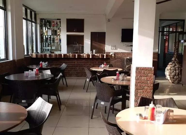 Hotel Krishna Hansraj