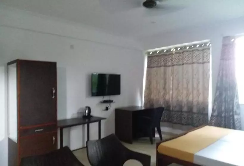 Hotel Krishna Hansraj