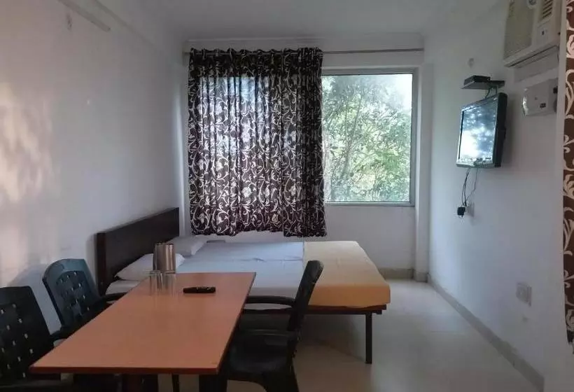 Hotel Krishna Hansraj