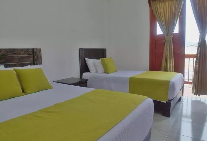 ホテル Madre Laura Jericó