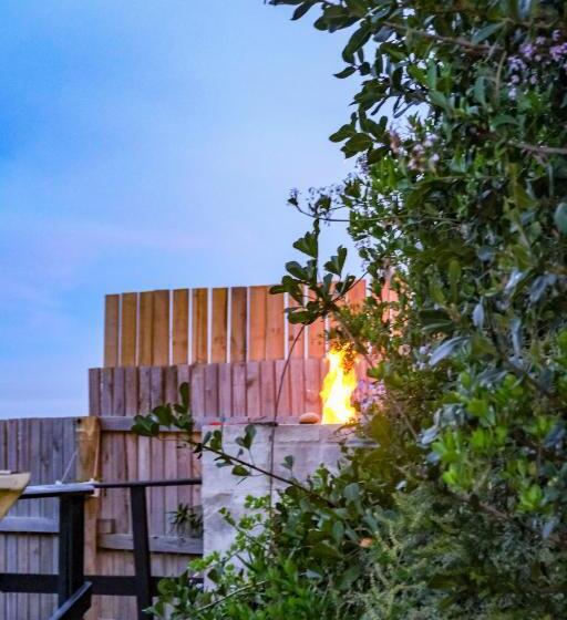 فندق Silver Spray Beach Accommodation