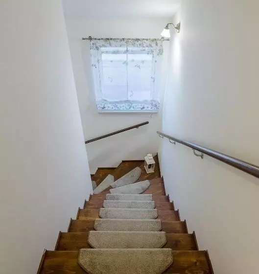 Majatalo Guesthouse Sam