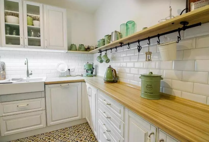 Majatalo Guesthouse Sam