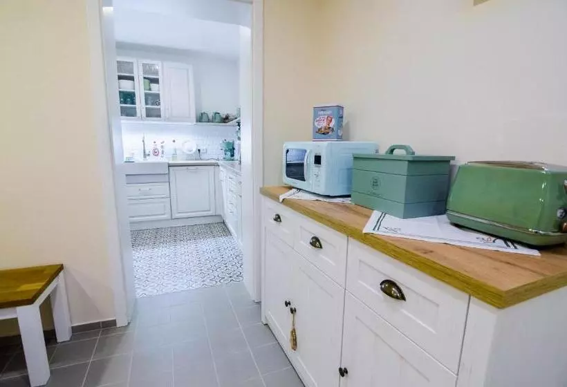 Majatalo Guesthouse Sam