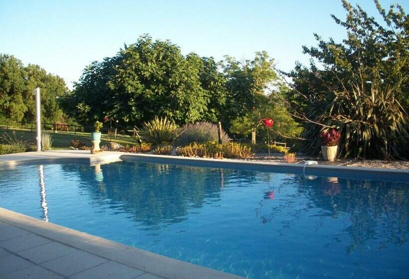 פנסיון Le Pré Joli