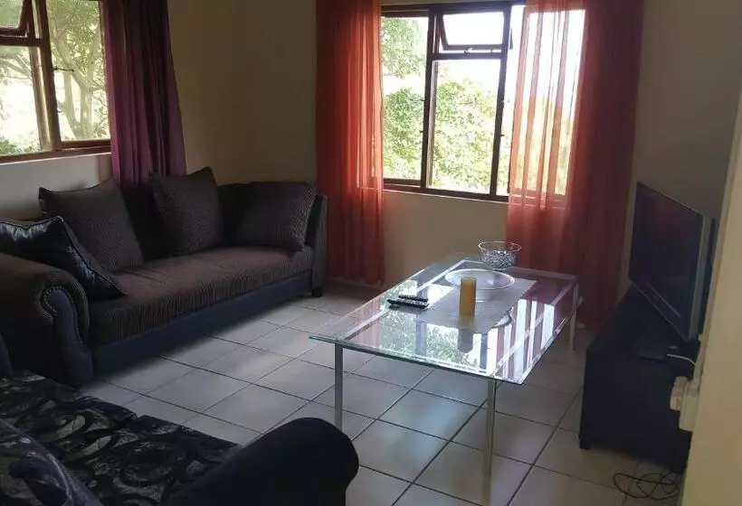 Majatalo Tranquility Psj