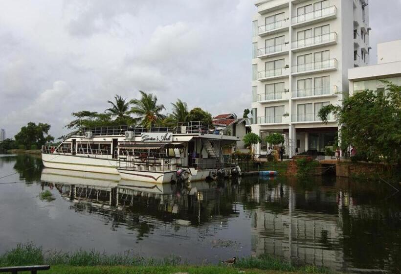 بنسيون Water Park Residencies