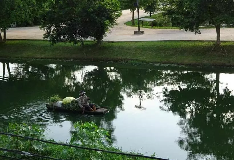 پانسیون Water Park Residencies