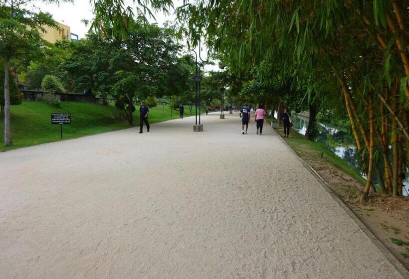 بنسيون Water Park Residencies