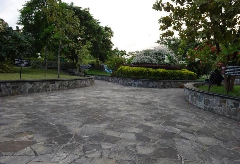 بنسيون Water Park Residencies