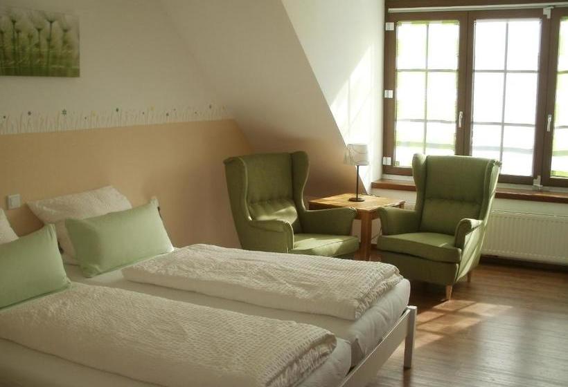 Albergue Gästehof Weinbau Säger