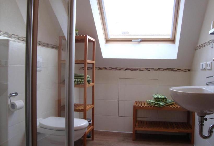 Albergue Gästehof Weinbau Säger